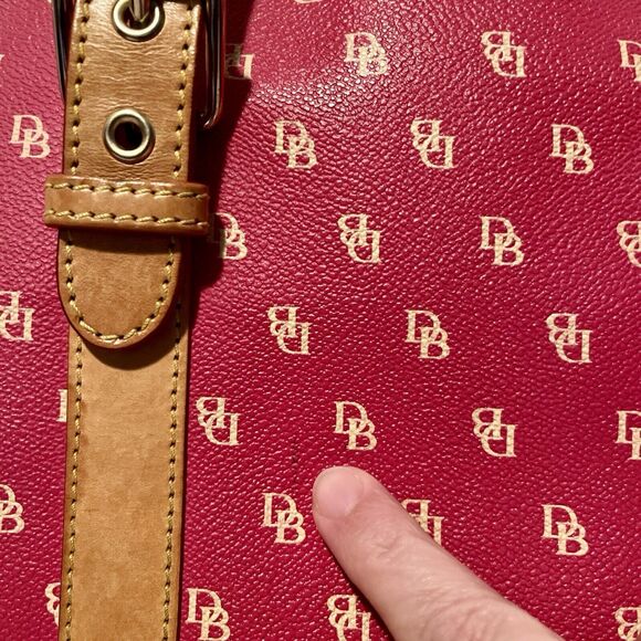 Dooney & Bourke Pebble Leather Satchel Berry Pink DB Logo Coquette Bag Tan Trim - Picture 8 of 13